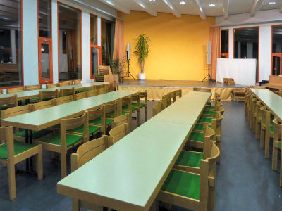 Großer Saal: Blick zur Bühne